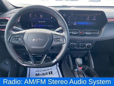 Used 2025 Chevrolet TrailBlazer RS w/ Convenience Package image 8