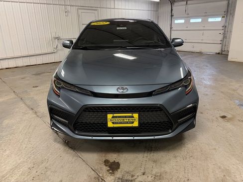 Used 2022 Toyota Corolla SE image 2