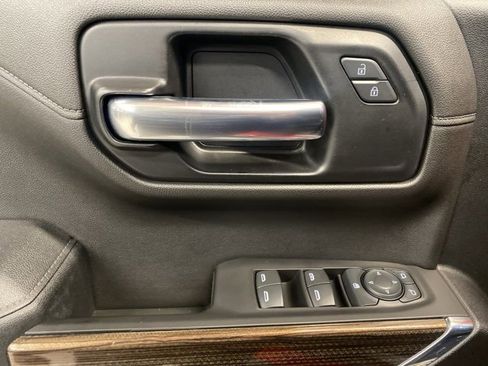 Used 2020 Chevrolet Silverado 1500 LT Trail Boss image 29