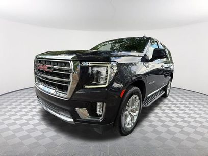 Used 2023 GMC Yukon SLT w/ SLT Premium Package