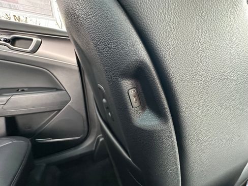 New 2026 Kia Sportage EX image 21