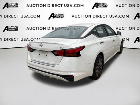 Used 2023 Nissan Altima 2.5 SV image 16