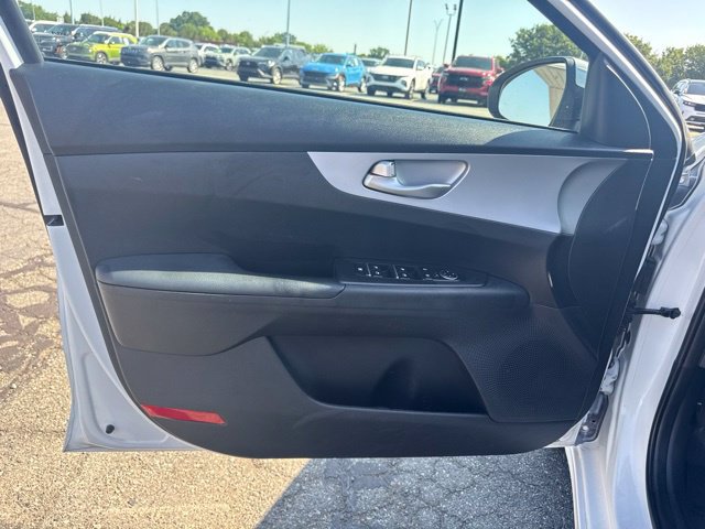 Used 2024 Kia Forte LXS FWD image 8