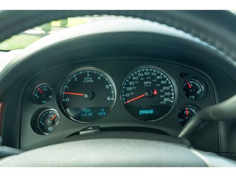 Used 2011 Chevrolet Tahoe LS RWD image 21