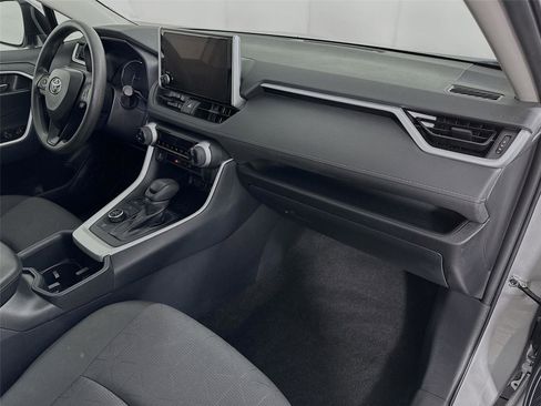 Certified 2025 Toyota RAV4 XLE image 27