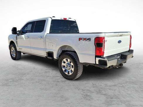 Used 2023 Ford F250 Lariat w/ Lariat Ultimate Package image 7
