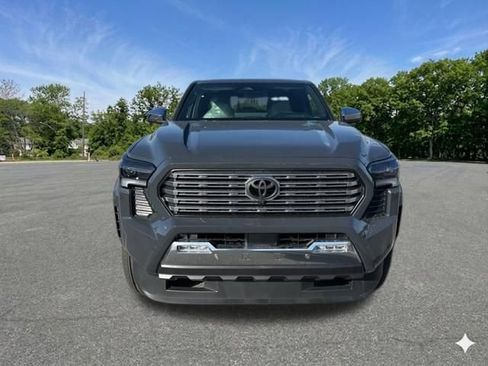 Used 2026 Toyota Tacoma Limited AWD/4WD image 8