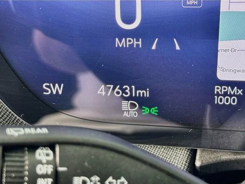 Used 2025 Buick Enclave Preferred FWD image 13