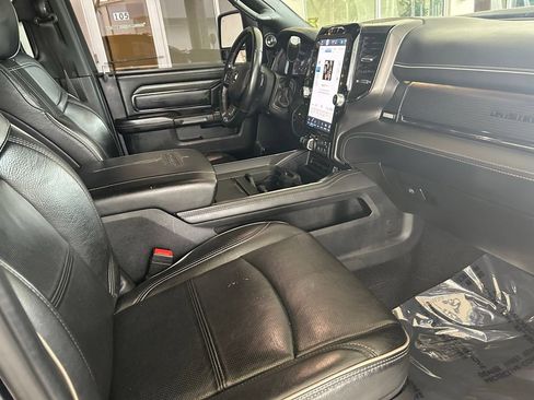 Used 2024 RAM 3500 Limited w/ Night Edition AWD/4WD image 32