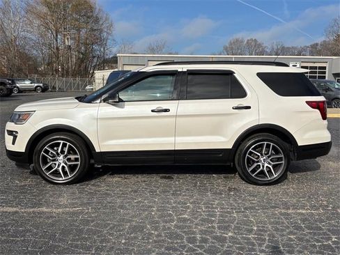Used 2018 Ford Explorer Sport w/ Ford Safe & Smart Package image 23