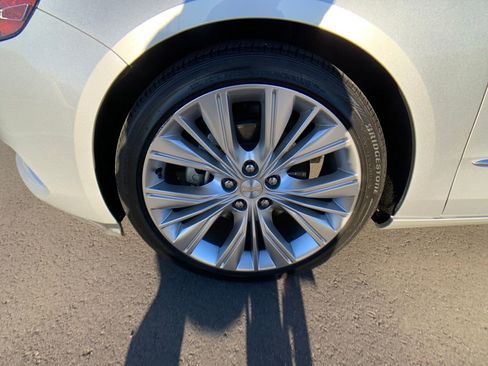 Used 2017 Chevrolet Impala Premier w/ Enhanced Convenience Package image 28