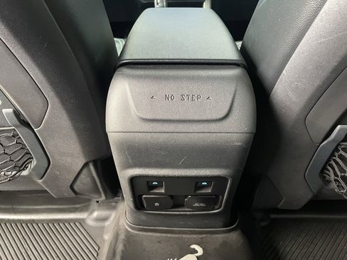 Used 2021 Ford Bronco First Edition image 18