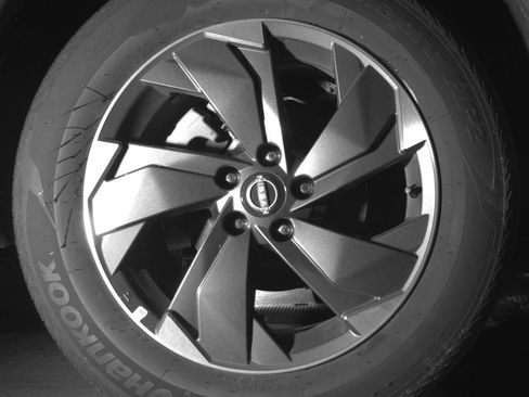 Used 2025 Nissan Rogue SV AWD/4WD image 15