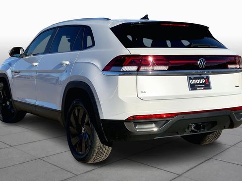 New 2026 Volkswagen Atlas Cross Sport SE AWD/4WD image 11