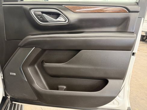Used 2021 Chevrolet Tahoe High Country w/ Premium Package image 30