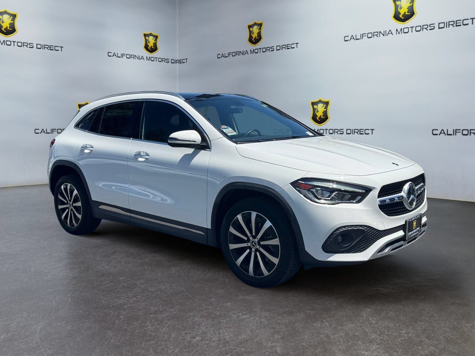 Used 2023 Mercedes-Benz GLA 250 w/ Premium Package image 3