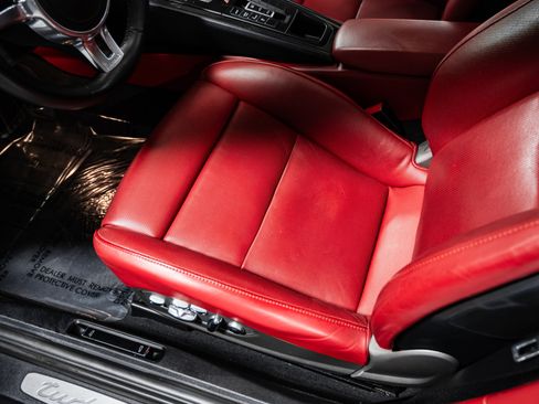 Used 2016 Porsche 911 Turbo S image 21