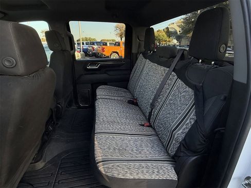 Used 2024 GMC Sierra 2500 SLE image 27