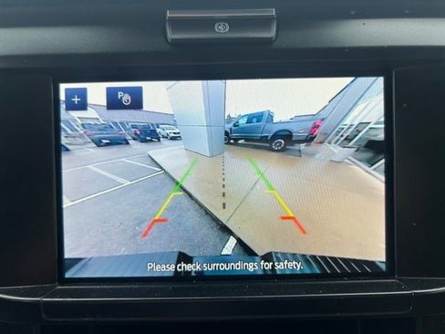 Used 2025 Ford F250 XLT image 12