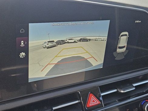 New 2025 Kia Niro EX image 13