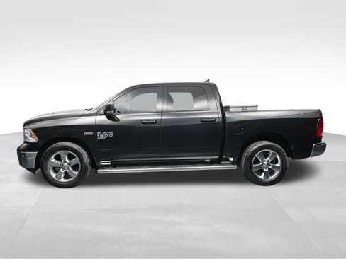 Used 2019 RAM 1500 Big Horn AWD/4WD image 2