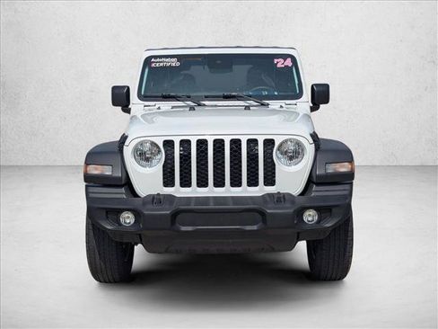 Used 2024 Jeep Wrangler Sport AWD/4WD image 2