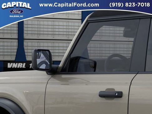 New 2025 Ford Bronco 4-Door image 22