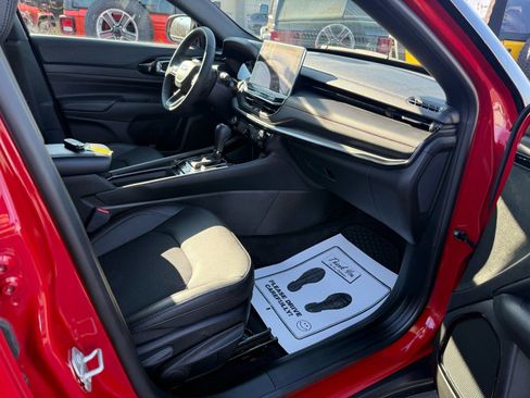 Used 2023 Jeep Compass Trailhawk w/ Trailer Tow Group image 11