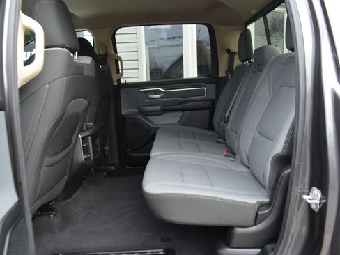 Used 2019 RAM 1500 Big Horn image 13