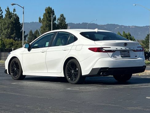 Used 2025 Toyota Camry SE w/ Multimedia Upgrade Package FWD image 6