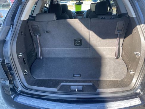 Used 2014 Chevrolet Traverse LT w/ All-Star Edition AWD/4WD image 20