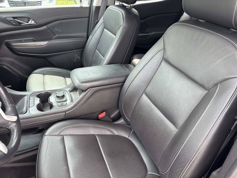 Used 2020 GMC Acadia SLT FWD image 14