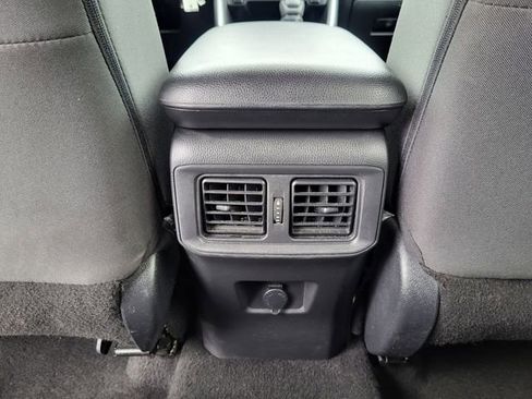 Used 2023 Toyota RAV4 LE AWD/4WD image 23