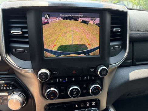 Used 2019 RAM 1500 Laramie AWD/4WD image 21