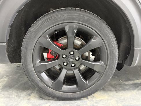 Used 2020 Ford Explorer ST w/ ST Street Pack AWD/4WD image 32