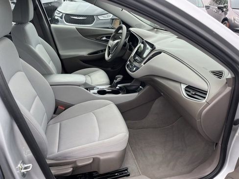 Used 2022 Chevrolet Malibu LS w/ Driver Confidence Package II image 11