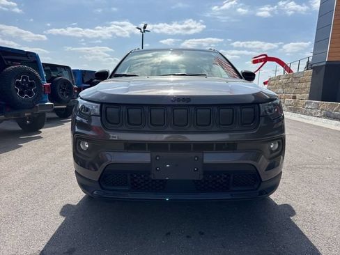 Used 2022 Jeep Compass Latitude w/ Convenience Group AWD/4WD image 8