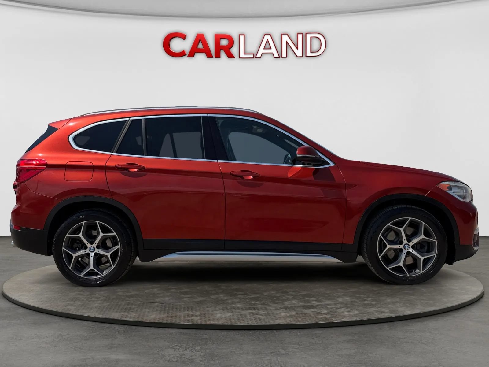 Used 2019 BMW X1 sDrive28i w/ Convenience Package FWD image 7