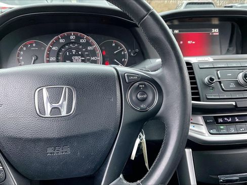 Used 2014 Honda Accord Sport image 19