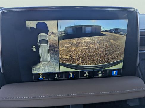 Used 2023 Chevrolet Tahoe Premier w/ Premium Package 2 image 21