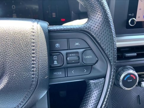 Used 2025 Toyota Tacoma SR5 AWD/4WD image 24