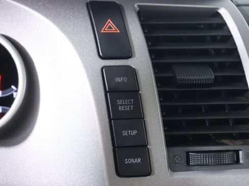 Used 2013 Toyota Tundra Limited AWD/4WD image 29