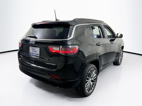 Used 2022 Jeep Compass Limited w/ Elite Group AWD/4WD image 5