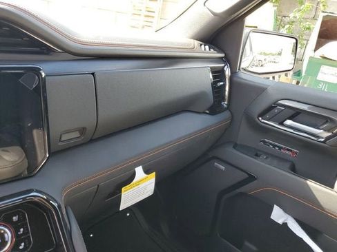 New 2026 GMC Sierra 1500 AT4 w/ AT4 Premium Package AWD/4WD image 27
