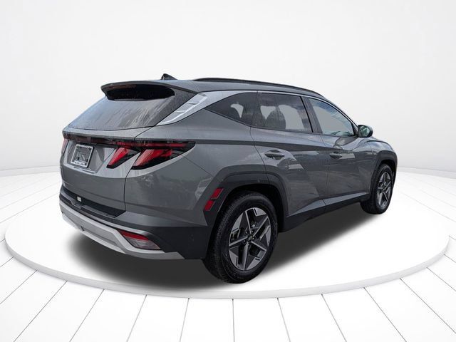 Used 2025 Hyundai Tucson SEL FWD image 3
