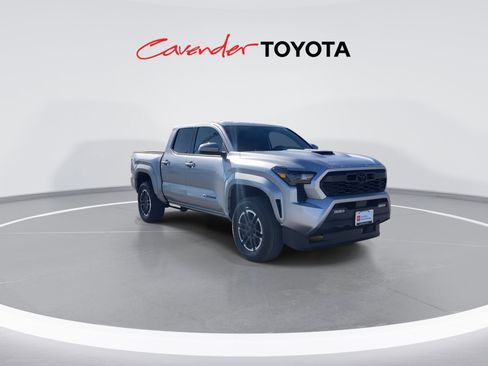 Certified 2026 Toyota Tacoma TRD Sport image 2