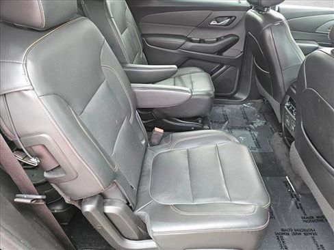 Used 2020 Chevrolet Traverse Premier w/ LPO, Blackout Package AWD/4WD image 21