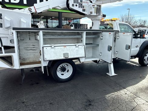 Used 2015 Ford F550 2WD Regular Cab Super Duty image 19