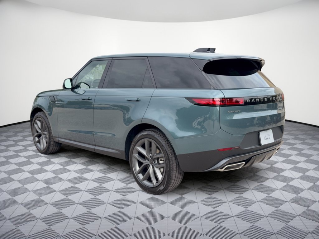 New 2027 Land Rover Range Rover Sport SE AWD/4WD image 3