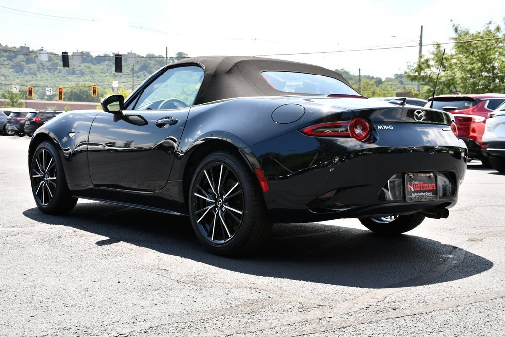 New 2026 MAZDA MX-5 Miata Grand Touring RWD image 25